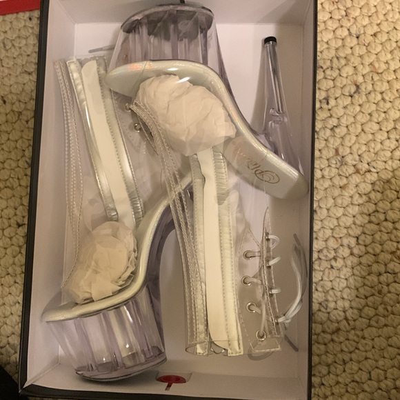 Pleasers 7" Heel Clear Open Toe Lace-Up Ankle Boots size 5 - Picture 4 of 4